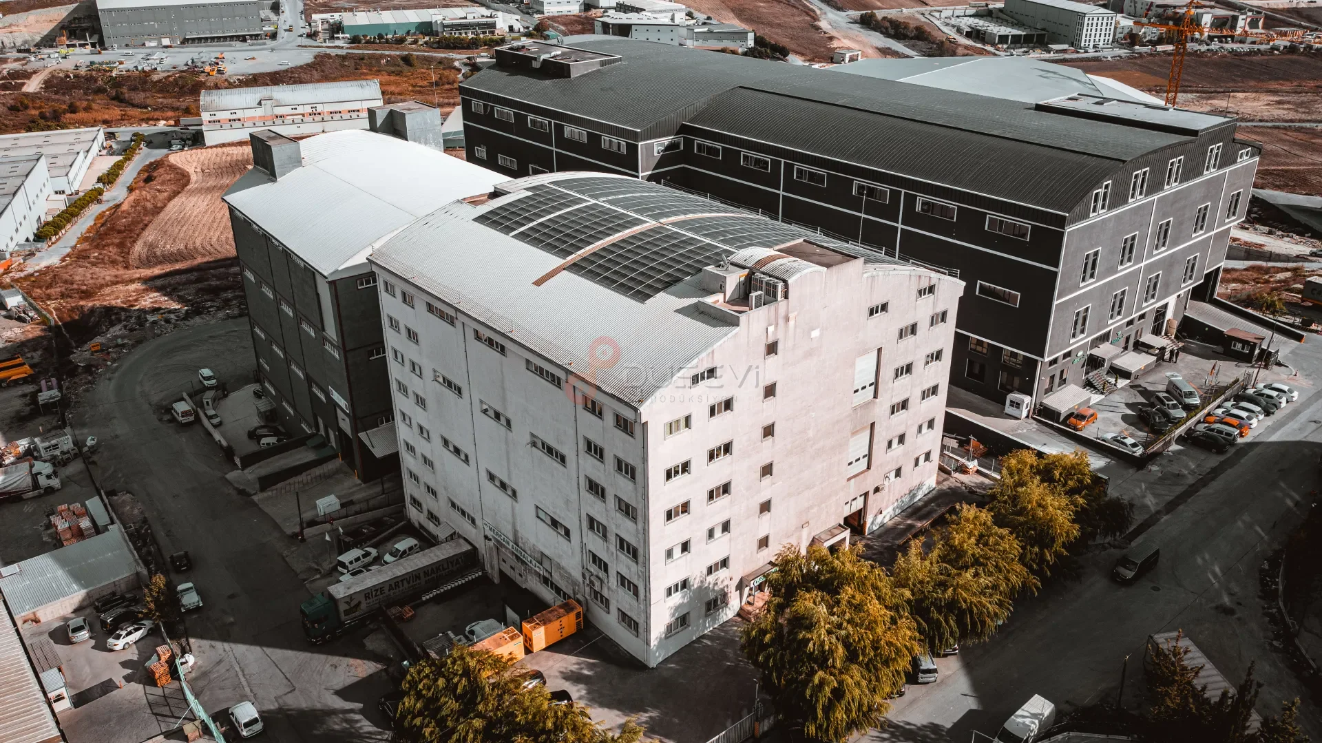 Solarra & Alsan İplik Hadımköy Fabrikası Çatı GES Projesi Profesyonel Drone Çekimi
