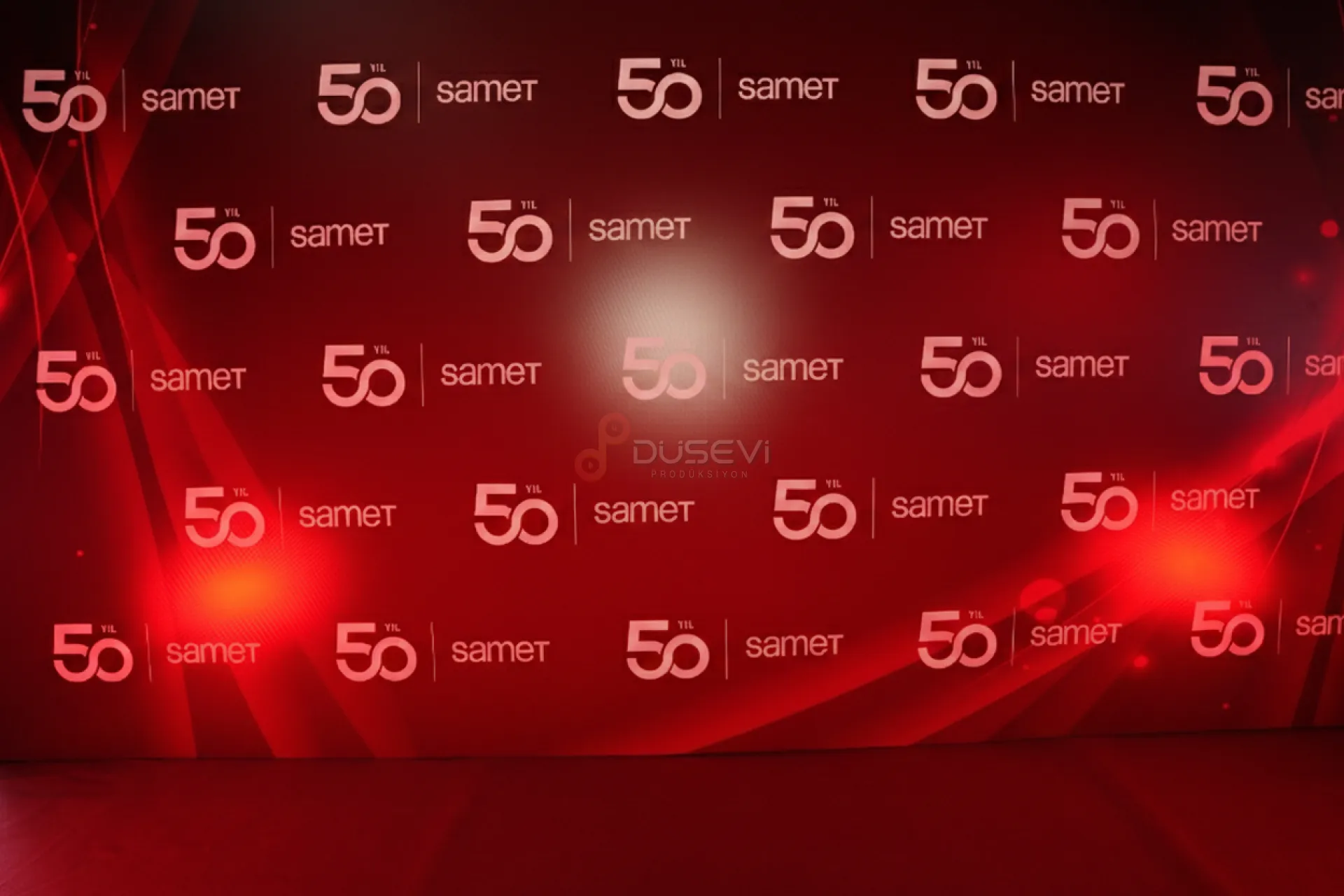 Samet Kalıp 50. Yıl Görkemli Gala Gecesi: Profesyonel Fotoğraf Çekimi ve Anlık Baskı Hizmetleri