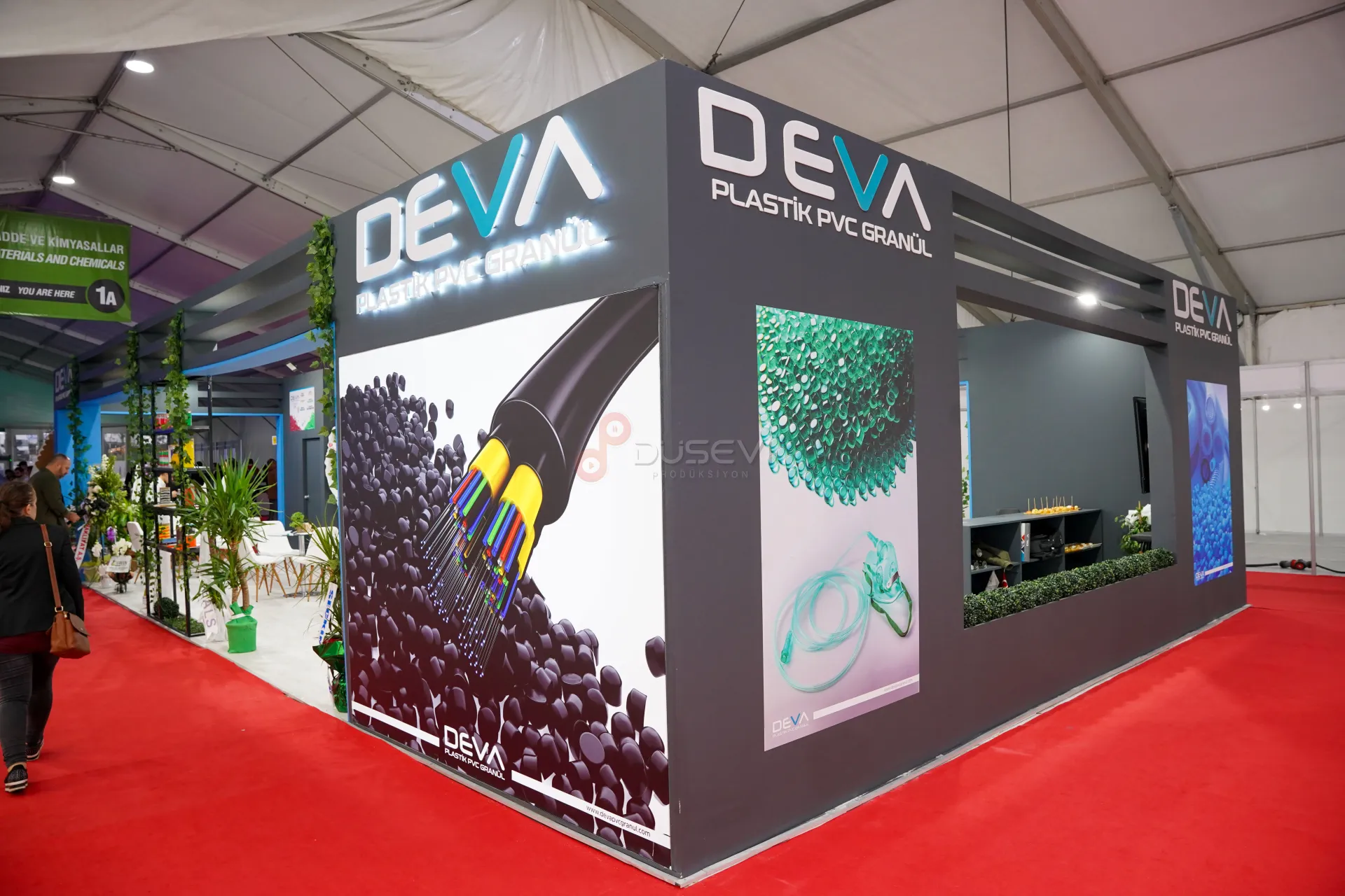 Deva Plastik Tüyap Fuarı 4 Günlük Tam Kapsamlı Kurumsal Tanıtım ve Etkinlik Prodüksiyonu