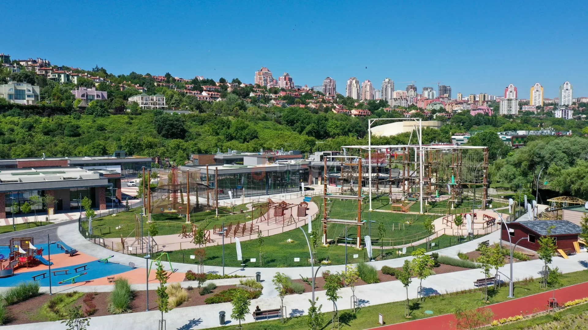 Bahçeşehir Park Cadde Sosyal Yaşam ve Ticari Alan Drone Çekimi - 3