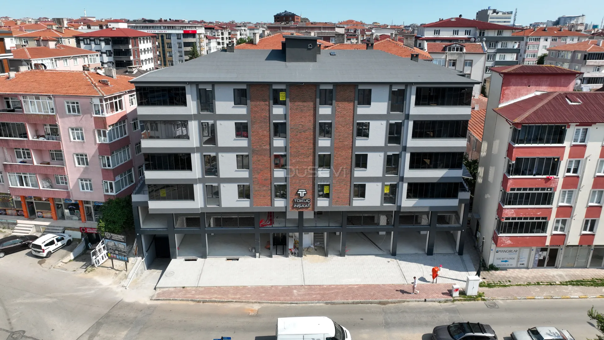 Tokuç İnşaat Kapaklı Lüks Konut Projeleri: Profesyonel Daire ve Bina Tanıtım Prodüksiyonu - 6