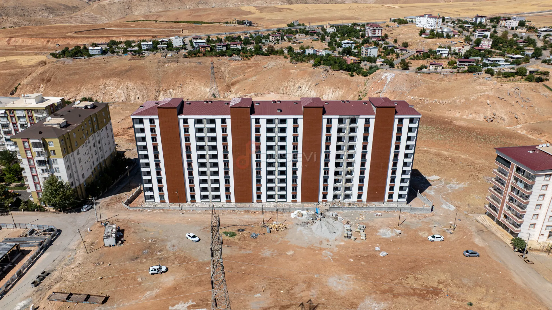 Siirt'te Yeni Bir Yaşam: Tarlak Lüks Konut Projesi Tanıtım Filmi - 8