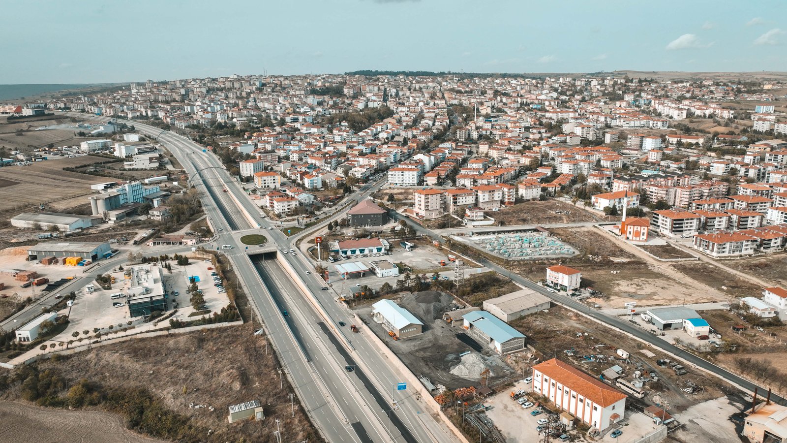 Muratlı 4K Drone Çekimi, Kurumsal Tanıtım Filmi ve Video Prodüksiyon